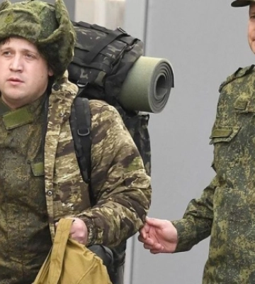 Учите хотя бы русский - в Мелитополе безграмотные оккупанты угрожают ВСУ и мирным жителям 