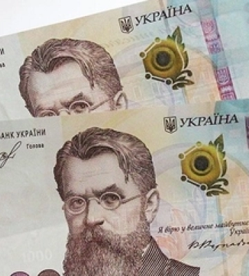 Розраховувався в магазинах фальшивими купюрами: у Луцьку затримали шахрая