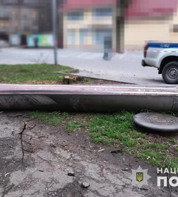 В Запорожье вражеская ракета разрушила производственный цех