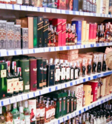 У Києві з 27 березня змінять час продажу алкоголю в магазинах