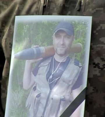 В місті Дубно попрощалися із загиблим захисником України Володимиром Праведним (ВІДЕО)