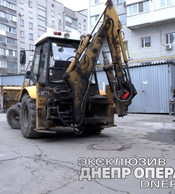 У Дніпрі Зоряний бульвар залишився без води: коли відновлять водопостачання