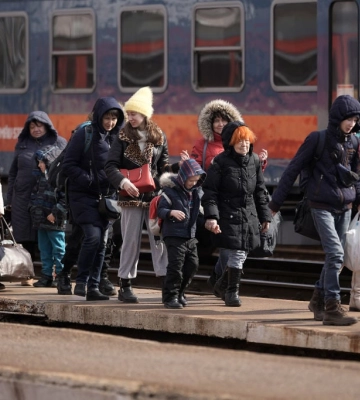 Українці в Польщі можуть отримати 18 тисяч грн: як оформити допомогу