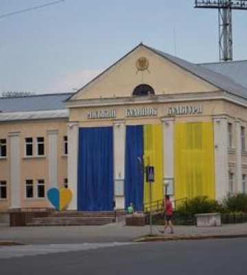 Полтавців запрошують на премєру вистави Замок Броуді Народного театру На Павленках