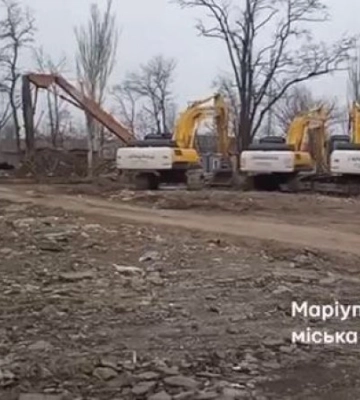 Росіяни знищили в Маріуполі вже близько 300 багатоповерхівок, - міськрада