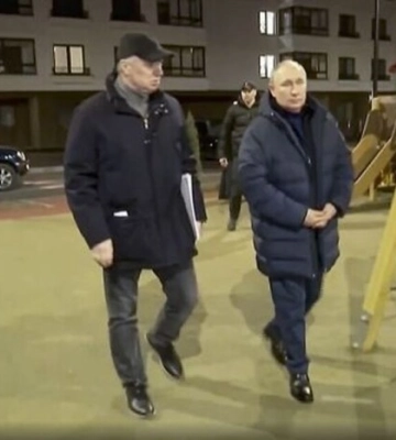 Чи справжній Путін відвідав Маріуполь? Розвідка вказала на деталі