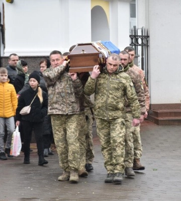 У Луцьку попрощалися з військовослужбовцем Артемом Баглайчуком