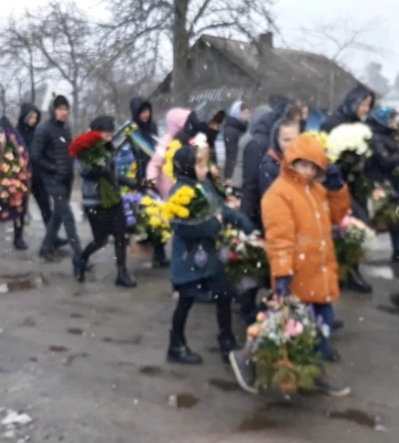 На Волині прощалися з 24-річним командиром танкового взводу Віталієм Кобцем