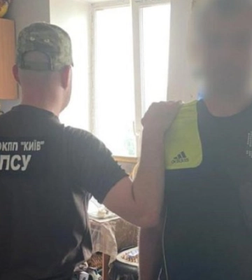 На в&#039;їзді до Києва затримали колаборанта, який готувався зустрічати окупантів &quot;з російським гімном на вустах&quot;
