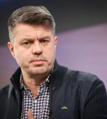 Голова МЗС Естонії прибув до Києва і взяв участь у засіданні ВР