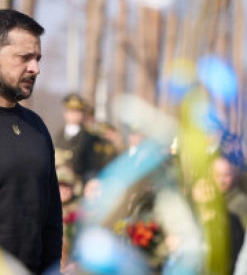 Зеленський вшанував пам’ять захисників України, які загинули під час оборони та звільнення від рашистів села Мощун на Київщині 