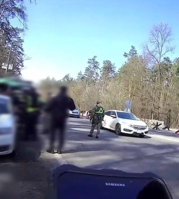 На в&#039;їзді до Києва затримали проросійського настоятеля храму, в якому утримували волонтерів