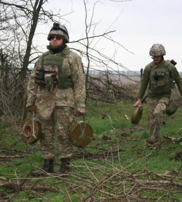 Сапери Держспецтрансслужби допомагають аграріям вчасно розпочати посівну кампанію