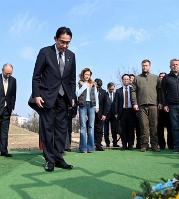 Історичний візит в Україну: Прем&#039;єр-міністр Японії Фуміо Кісіда відвідав Бучу
