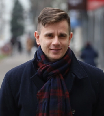 Очевидець окупації написав книгу «Сни про Херсон»