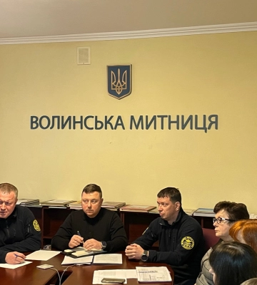 ДБР розслідує причетність працівників Волинської митниці до вивезення брухту в ЄС