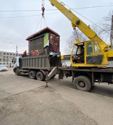 У Миколаєві триває демонтаж незаконних споруд