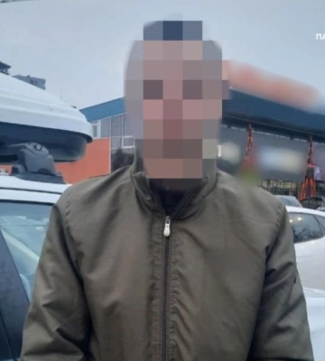 Під Києвом патрульні спіймали російського солдата