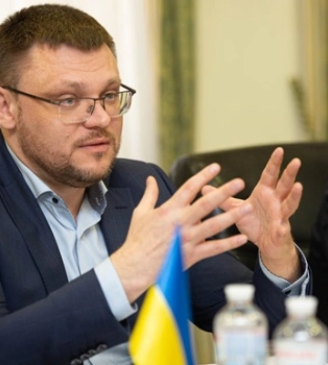 Новий директор НАБУ провів зустріч із послами G7 та ЄС