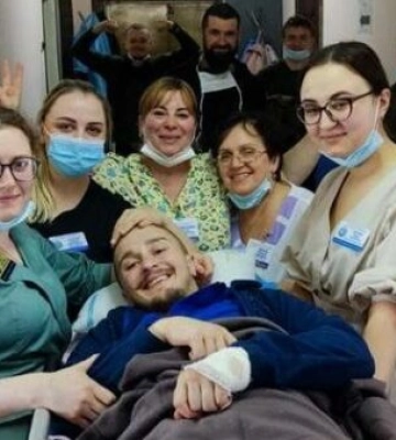 Міною вирвало кінцівку і шматки плоті на спині: у Дніпрі врятували життя 21-річного воїна