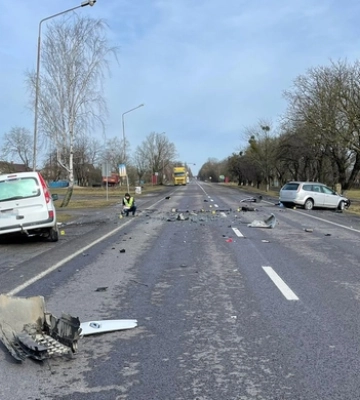 Одна особа загинула, двох госпіталізовано: внаслідок аварії у Луцькому районі троє