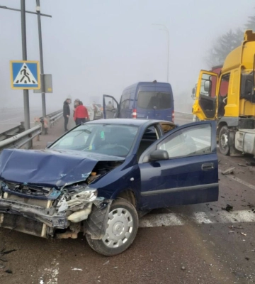 Туман: дві ДТП на трасі Київ-Чоп