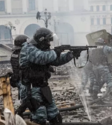 ДБР повідомило про підозру командиру львівського Беркуту за участь в умисних вбивствах активістів Майдану