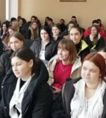 Студентам Дубенського медколеджу розповіли про діагностику та лікування туберкульозу