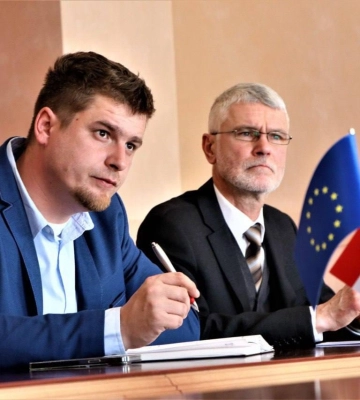 Заступник голови Закарпатської ОДА та угорські партнери обговорили продовження реалізації спільних проєктів підтримки вимушених переселенців