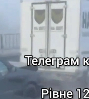 Автомобіль місії «На щиті» потрапив у ДТП по дорозі на Волинь (відео)