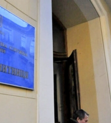За рік з Львівської митниці звільнили 65 осіб, 8 з яких поновились на посаді за рішенням суду (СПИСОК)