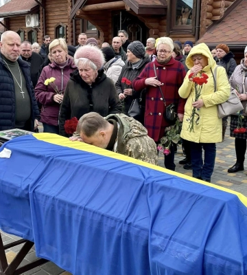 На Дніпропетровщині провели в останню путь загиблого матроса 36-ої окремої бригади морської піхоти ЗСУ