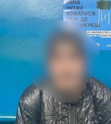 Ґвалтував неповнолітню звідну сестру. Слідчі затримали педофіла на Харківщині