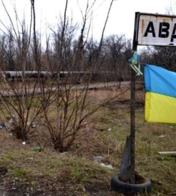 Траса на виїзд із Авдіївки стала «дорогою смерті»