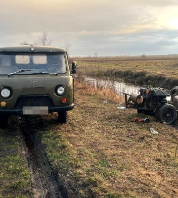 Бурштинокопачі з Рівненщини залишились без автівок і мотопомп
