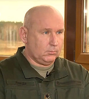 Командувач Нацгвардії Юрій Лебідь: «В Криму дуже гарний захід сонця. Я думаю, ми його побачимо» Командувач Нацгвардії Юрій Лебідь: «В Криму дуже гарний захід сонця. Я думаю, ми його побачимо»