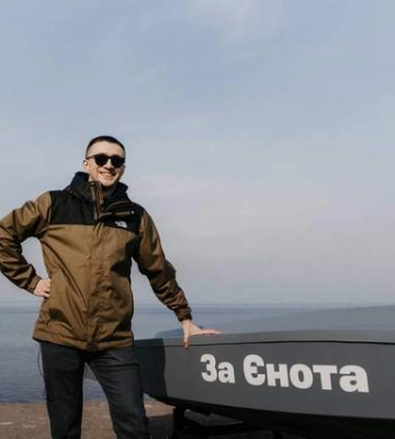 "За енота" и "Бахмут": Стерненко и Лачен показали новые дроны, которые будут нести "смерть "