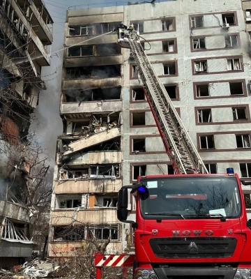 Удар по Запорожью. Под атаку попали две девятиэтажки: пострадали 18 человек, среди них двое детей