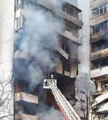 Удар по Запорожью. Под атаку попали две девятиэтажки: пострадали 18 человек, среди них двое детей