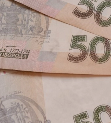 Вимагав хабарі за супровід вантажів: в Одесі заарештували посадовця поліції