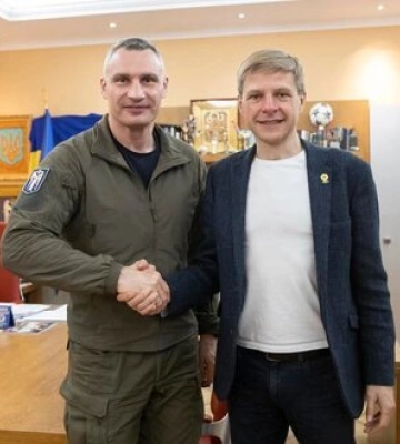 Мер Вільнюса в Києві. Кличко розповів про безпрецедентну допомогу від Литви 