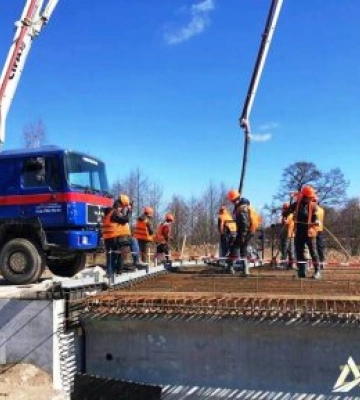 На Житомирщині тривають ремонтні роботи на мості через річку Тростяниця
