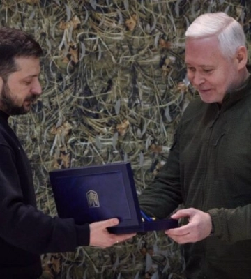 Зеленський прибув до Харкова та вручив меру знак &quot;Місто-герой&quot;