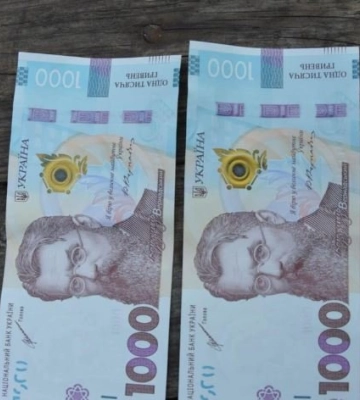 На Волині водій, якого зупинили за порушення ПДР, давав патрульному 2000 грн