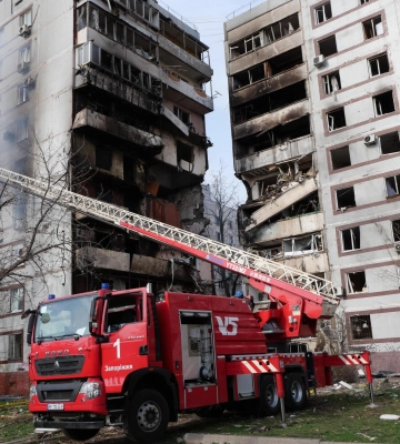 Рятувальники завершили розбір завалів у Запоріжжі: що відомо про постраждалих 