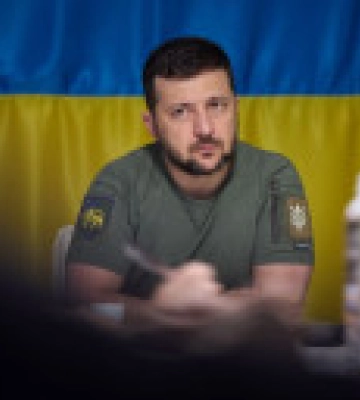 Зеленский обсудил с представителями Харьковщины разминирование и восстановление энергосетей