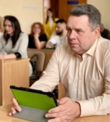Один із депутатів Нововолинської міської ради написав заяву на звільнення