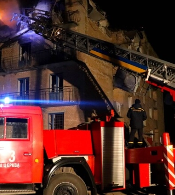 На Київщині завершили розбір завалів після нічної атаки дронами: остаточна кількість жертв