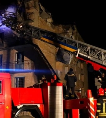 Розбір завалів завершено. У Ржищеві на Київщині внаслідок ворожої атаки загинуло дев’ять людей
