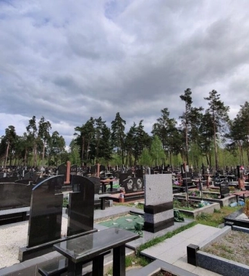 Харків’ян просять утриматися від відвідування міських кладовищ та меморіалів